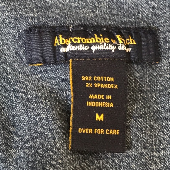 Abercrombie & Fitch woman’s medium jean zip up jacket - Picture 4 of 4